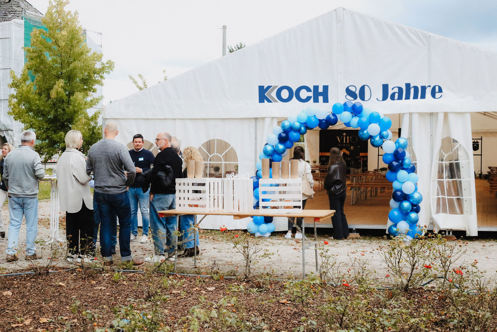 KOCH喜迎80周年庆典，威廉希尔致贺共启新征程(图1)