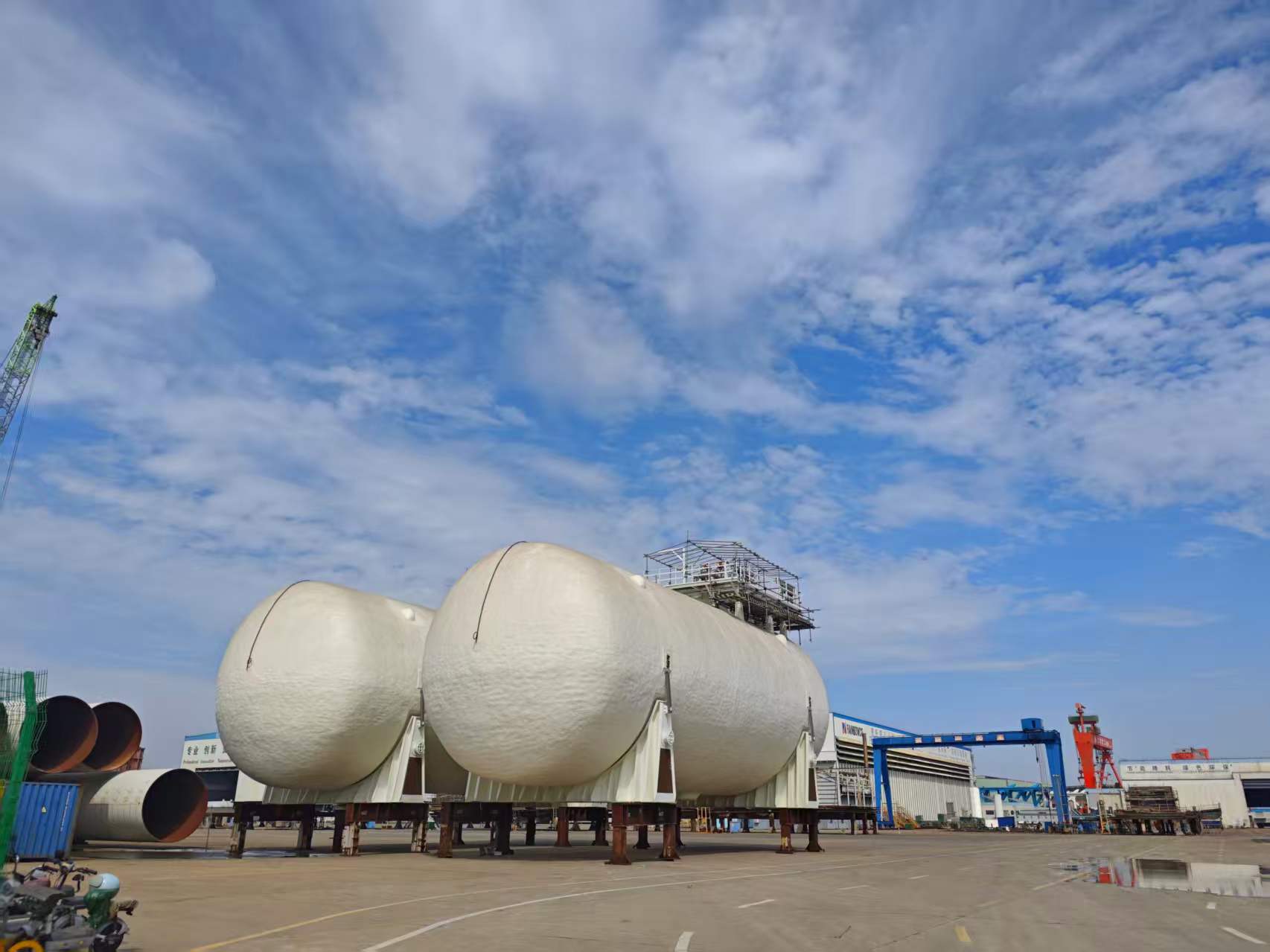 ROC Secures Order for 8 LNG Stainless Steel Low-Temperature Fuel Tanks from Overseas Client(图1) ROC Secures Order for 8 LNG Stainless Steel Low-Temperature Fuel Tanks from Overseas Client(图1)